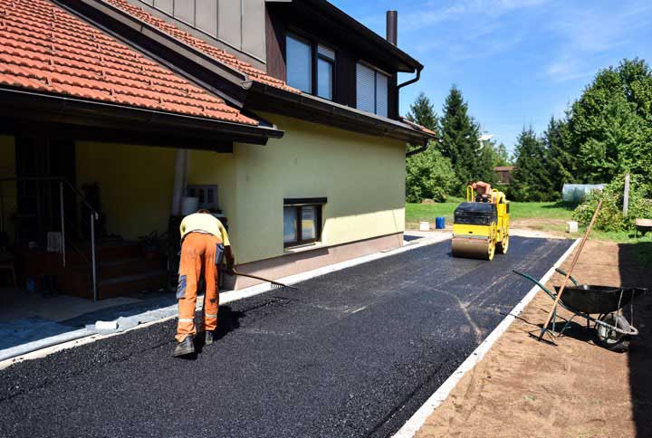 Labor Raker Job Opportunity